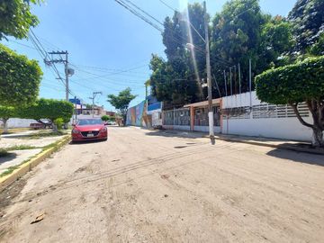 MAGNÍFICA Y CÉNTRICA CASA EN MAGALLANES