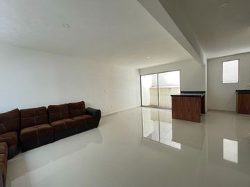 Casa en condominio de 4 recámaras