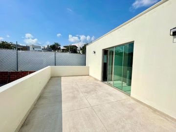 Casa en condominio de 4 recámaras