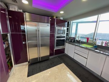 PENTHOUSE PH YACTH CLUB - APARTAMENTO AMOBLADO - VISTA AL MAR - PANAMA