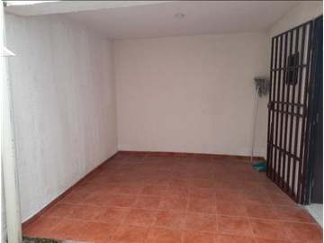 CASA DUPLEX EN VENTA P.H. MIRADOR DEL BOSQUE PACORA AVALUO RECIENTE