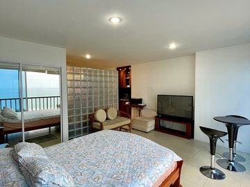 Punta Centinela, suite con vista al mar, en venta.