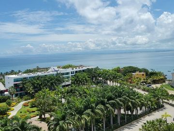 Punta Centinela, suite con vista al mar, en venta.