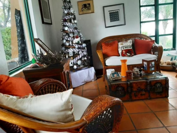 ¡OPORTUNIDAD! Arquitectura élégante, hermosa casa