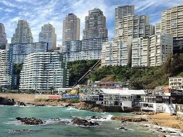 Amoblado, edmundo eluchans reñaca, Playa cochoa