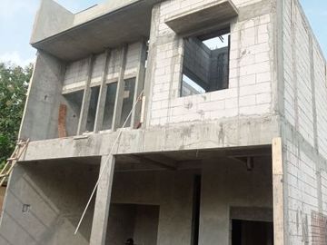 KOST BARU DI MAGUWOHARJO, 12 KAMAR FULLY FURNISHED SUDAH SHM