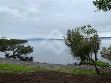 Sitio en Venta en Lago Puyehue