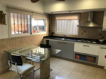 Casa en venta en Ramos Mejia Sur