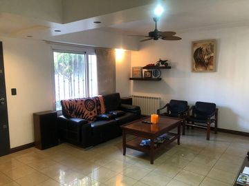 Casa en venta en Ramos Mejia Sur