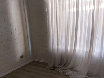 Vendo casa en Villa Estación Nos, muy cerca de metro tren