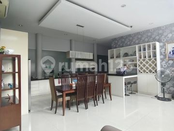 Di Jual Rumah di Duta Garden