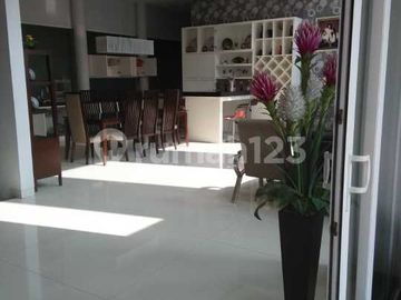 Di Jual Rumah di Duta Garden
