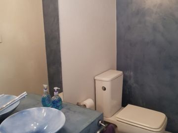 Casa con Pileta. Ubicada en el Nuevo Barrio Alamos, PINAMAR