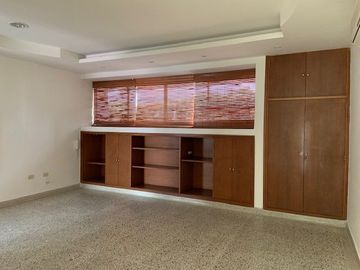 CASA ARRIENDO CAOBOS