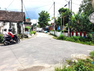 Rumah Luas dan Strategis dekat TVRI Jalan Magelang