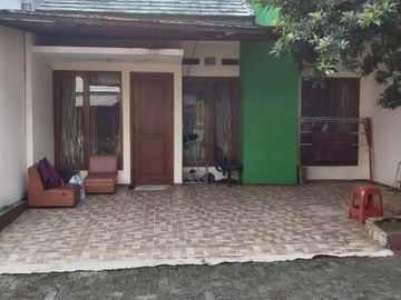 Rumah Second Terawat lokas strategis sukmajaya,Depok