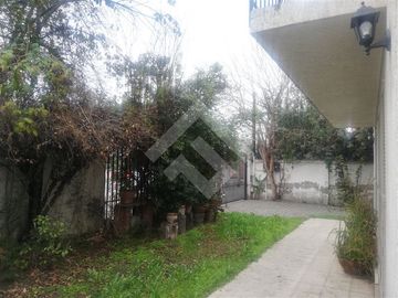 Casa en Venta en Monseñor Edwards / Av. Fco. Bilbao