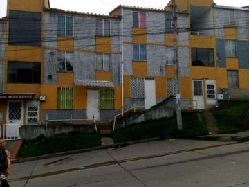 SE VENDE APARTAMENTO SANTA ROSA SUR ORIENTAL (MORALBA) BOGOTA PROXIMO A AVENIDA VILLAVICENCIO