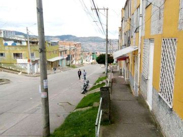 SE VENDE APARTAMENTO SANTA ROSA SUR ORIENTAL (MORALBA) BOGOTA PROXIMO A AVENIDA VILLAVICENCIO