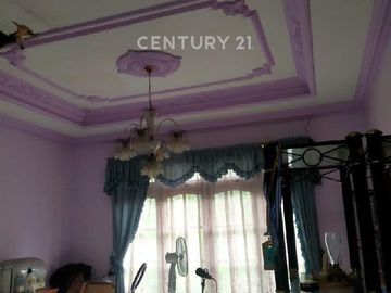 Rumah Tinggal Hoek Di Comp. Pertamina Cipinang, Jakarta S9634