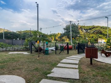 Apartamento en venta en Yumbo. Cod V5699