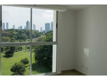 APARTAMENTO PH RESIDENCIAS DEL SOL, FRENTE AL PARQUE OMAR