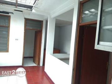 Disewakan Rumah Komersil Jalan Delima Tanjung Duren Jakarta Barat Lokasi Strategis Cocok Untuk Apotik Dan Praktik