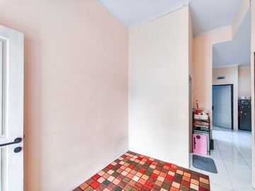 Rumah SHM Hadap Selatan 15 Mnt ke Stasiun Citayam Siap KPR J-48714