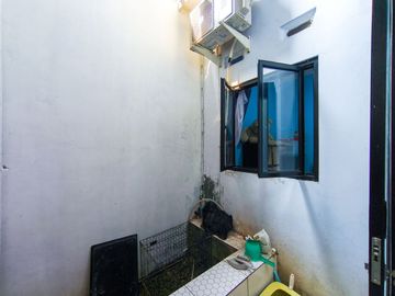 Rumah SHM Hadap Selatan 15 Mnt ke Stasiun Citayam Siap KPR J-48714