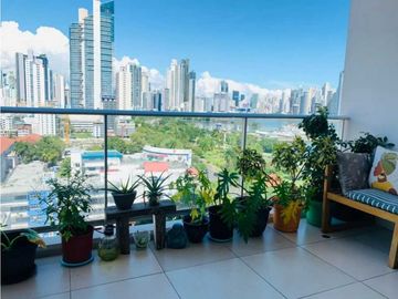 Se Vende Lujoso Apartamento en Avenida Balboa
