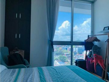 Se Vende Lujoso Apartamento en Avenida Balboa