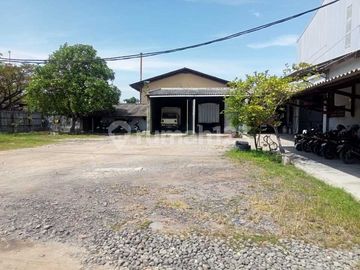 Pabrik Daerah Industri dan Pergudangan