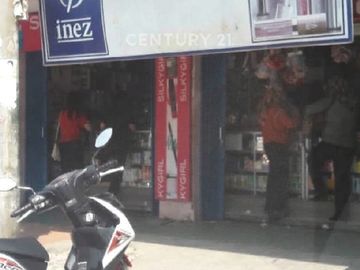 DIjual Cepat Ruko Gandeng Cocok Untuk Usaha Di Harapan Indah Bks