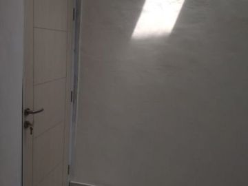 Rumah di Cilodong, Hoek, Semi Furnish dlm Prmhn di Sukamaju