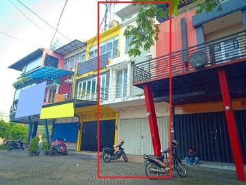 Ruko 3 Lantai di Danau Toba Sawojajar kota Malang _ 87.19