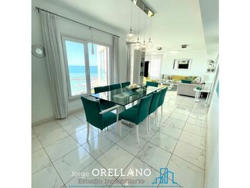 VENTA DE EXCLUSIVO PISO DE CATEGORIA FRENTE AL MAR EN BAHIA VARESE