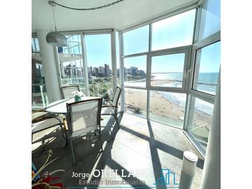 VENTA DE EXCLUSIVO PISO DE CATEGORIA FRENTE AL MAR EN BAHIA VARESE