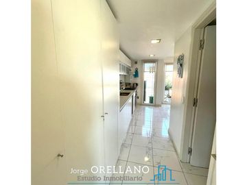 VENTA DE EXCLUSIVO PISO DE CATEGORIA FRENTE AL MAR EN BAHIA VARESE