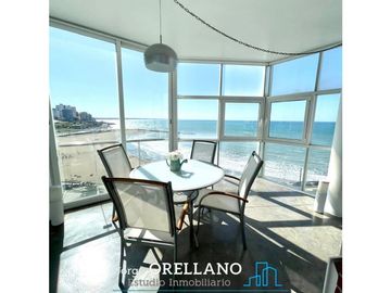 VENTA DE EXCLUSIVO PISO DE CATEGORIA FRENTE AL MAR EN BAHIA VARESE