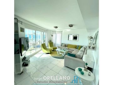 VENTA DE EXCLUSIVO PISO DE CATEGORIA FRENTE AL MAR EN BAHIA VARESE