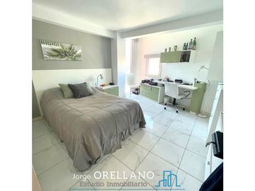 VENTA DE EXCLUSIVO PISO DE CATEGORIA FRENTE AL MAR EN BAHIA VARESE