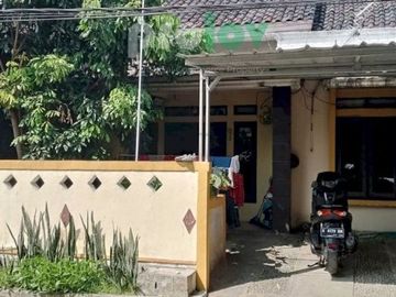 Jual rumah strategis dekat alun-alun kota serang Banten
