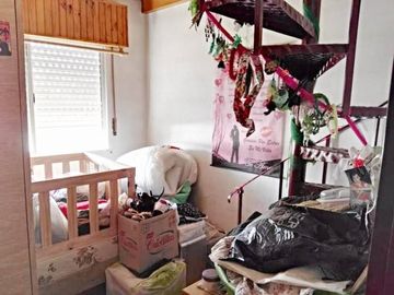 Propiedad en 3 plantas - Sobre lote de 340mts2 - 3 dormitorios - Altillo amplio - 2 baños completos - galpón - quincho - garage - parque