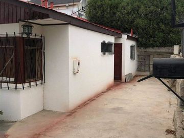 Casa en Venta en A pasos de Comisaria y centro Quilpué