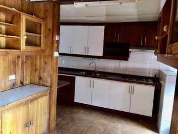 Casa en Venta en A pasos de Comisaria y centro Quilpué