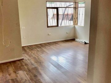 Casa en Venta en A pasos de Comisaria y centro Quilpué