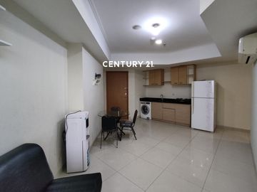 Apartment 2 BR Semi Furnished Di Jakarta Utara DL 18784
