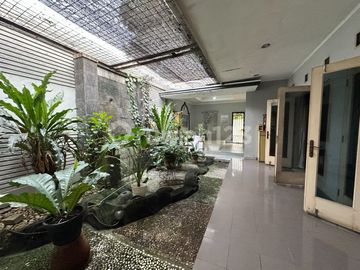 Rumah Luas Hitung Tanah Lokasi Strategis Akses Mudah di BSD Puspita Loka, Tangerang