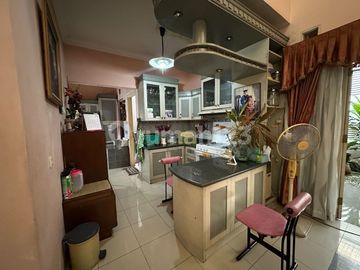 Rumah Luas Hitung Tanah Lokasi Strategis Akses Mudah di BSD Puspita Loka, Tangerang
