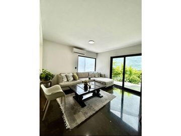 Casa en Venta en Colinas de San Jerónimo en Privada en Monterrey